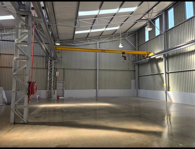 3,442M² WAREHOUSE TO LET IN DENVER